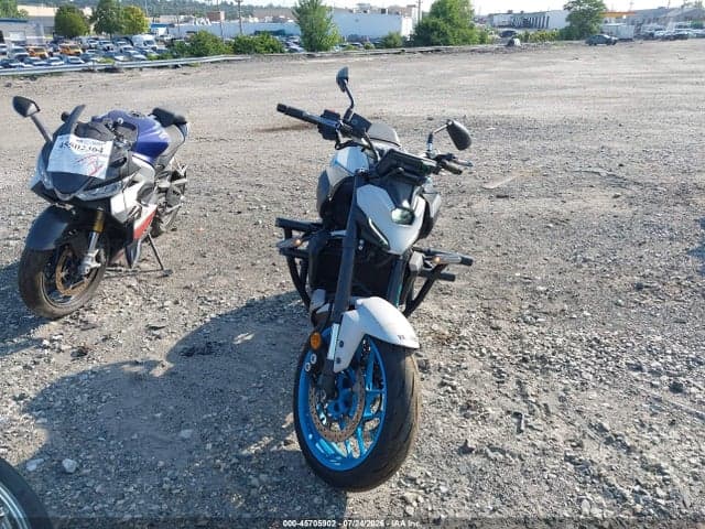 2025 YAMAHA MTN690 5