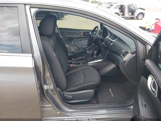 2019 NISSAN SENTRA SV 5