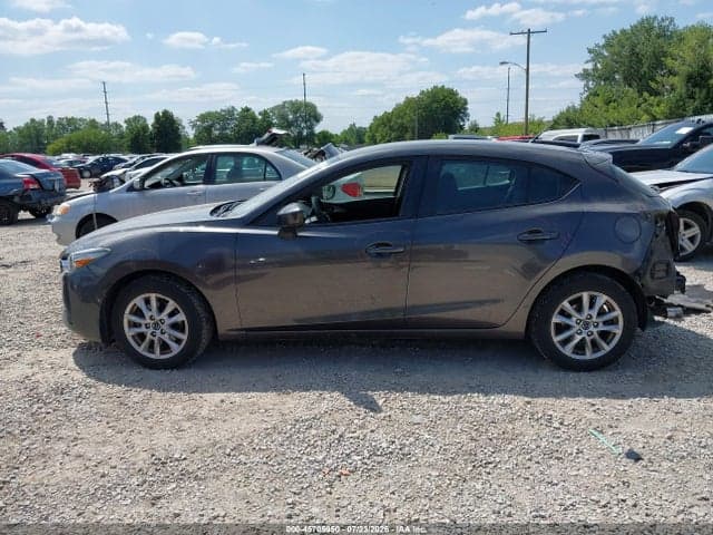 2017 MAZDA MAZDA3 SPORT 14