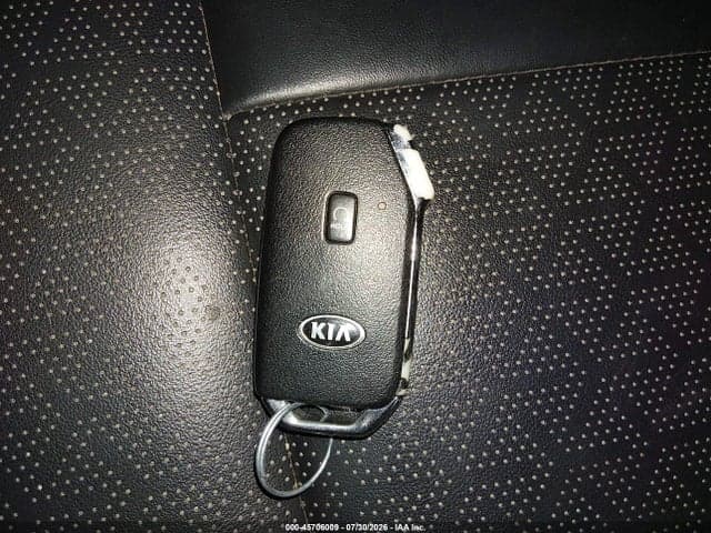 2021 KIA SORENTO S 11
