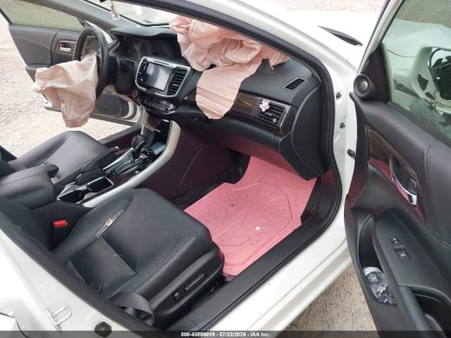2017 HONDA ACCORD HYBRID EX-L 5
