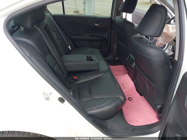 2017 HONDA ACCORD HYBRID EX-L 8