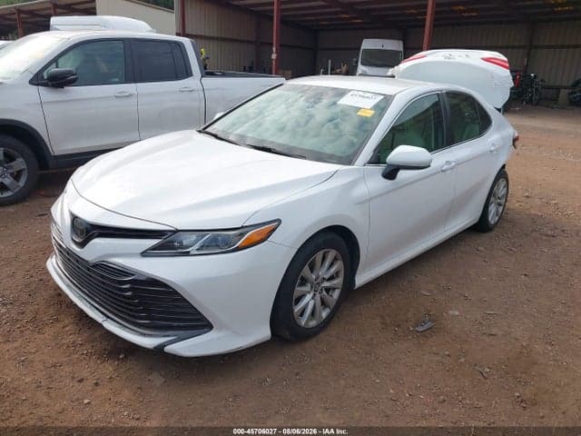 2018 TOYOTA CAMRY LE 2