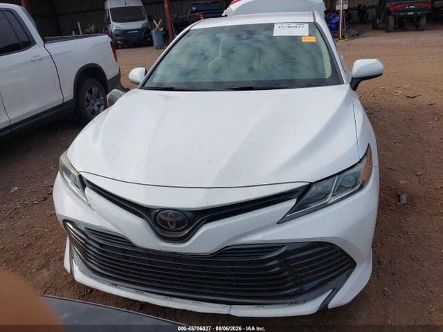 2018 TOYOTA CAMRY LE 13