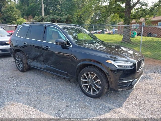2017 VOLVO XC90 T6 MOMENTUM - 1