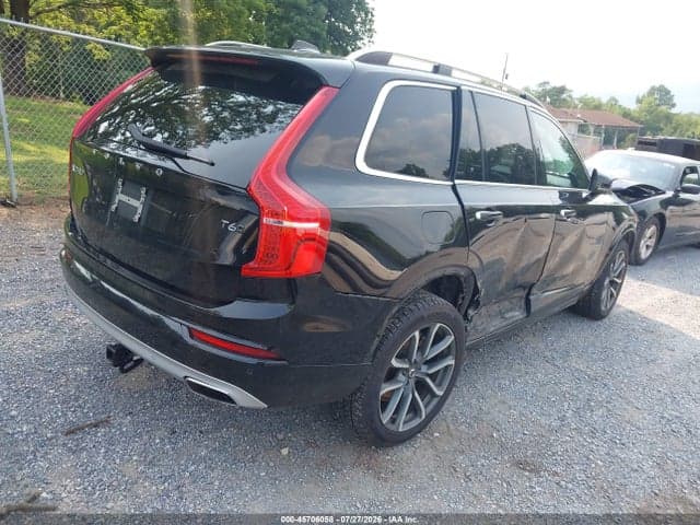 2017 VOLVO XC90 T6 MOMENTUM 4