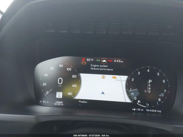2017 VOLVO XC90 T6 MOMENTUM 7