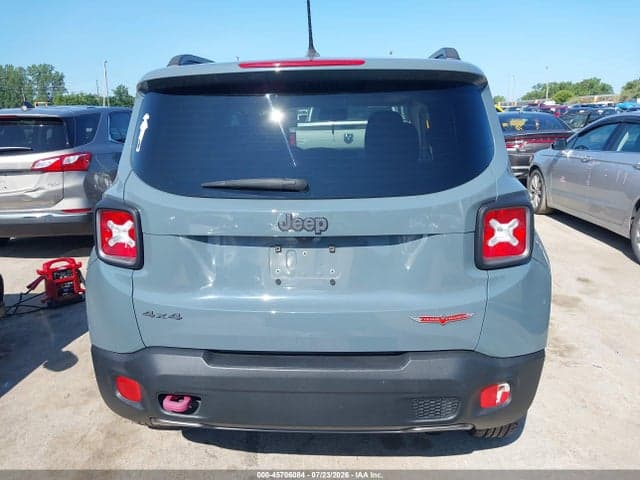 2017 JEEP RENEGADE TRAILHAWK 17