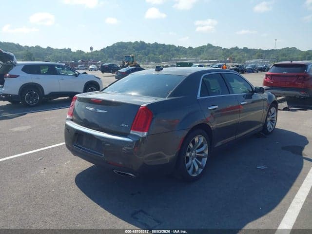 2019 CHRYSLER 300 LIMITED 5