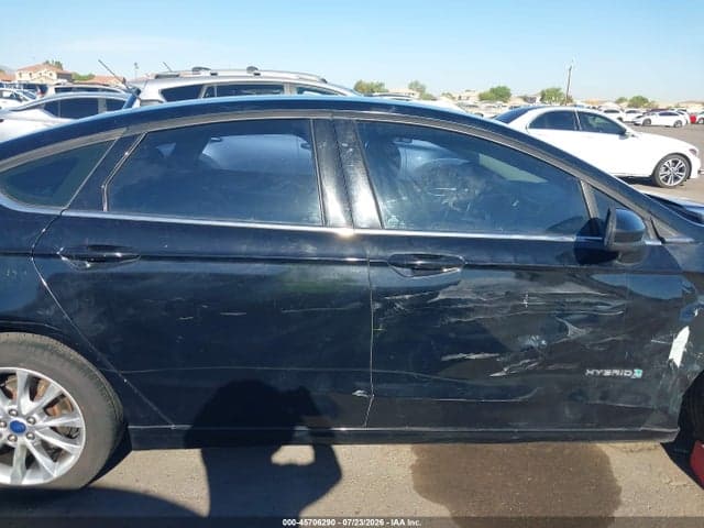 2017 FORD FUSION HYBRID SE 13