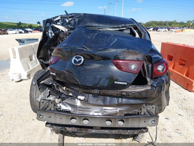 2025 MAZDA MAZDA3 16