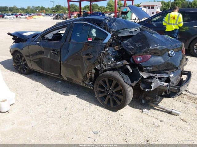 2025 MAZDA MAZDA3 3