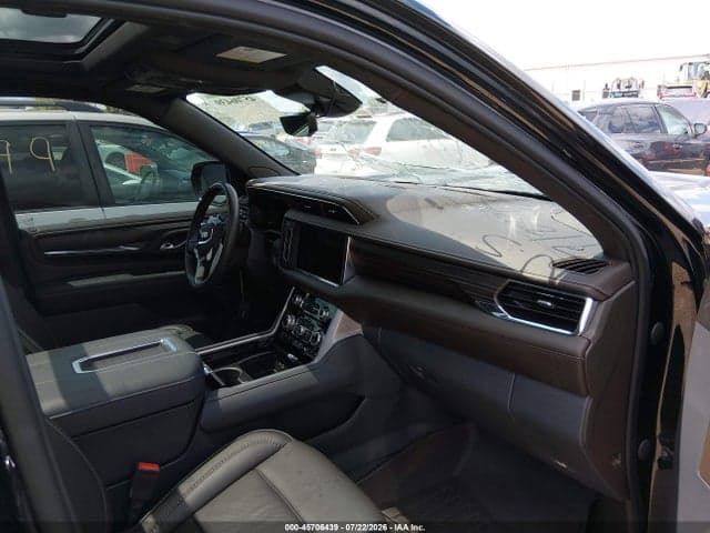 2023 GMC YUKON 4WD DENALI 5
