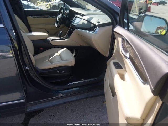 2019 CADILLAC XT5 STANDARD 5