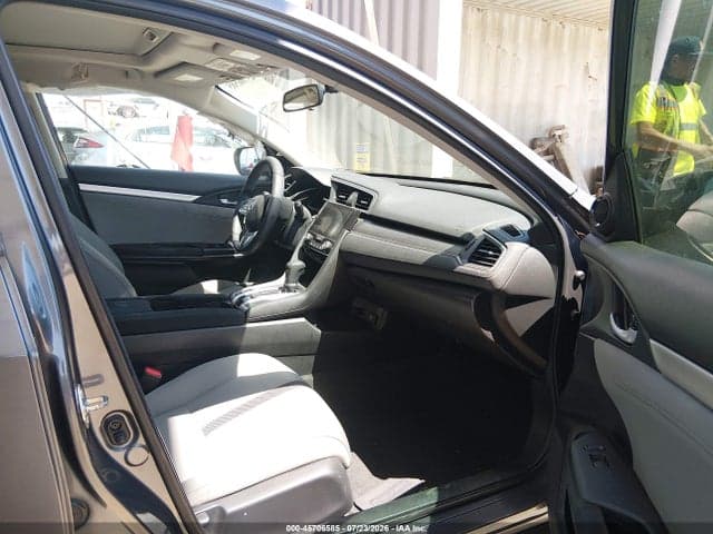 2018 HONDA CIVIC EX 5