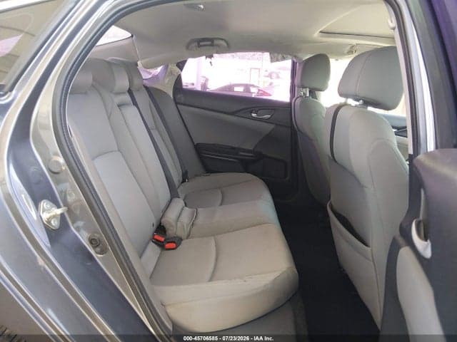2018 HONDA CIVIC EX 8