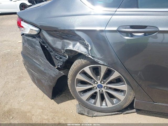 2020 FORD FUSION SE 6