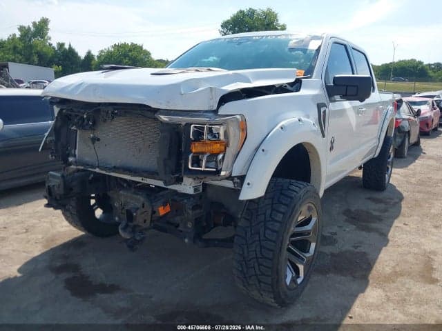 2023 FORD F-150 XLT 2