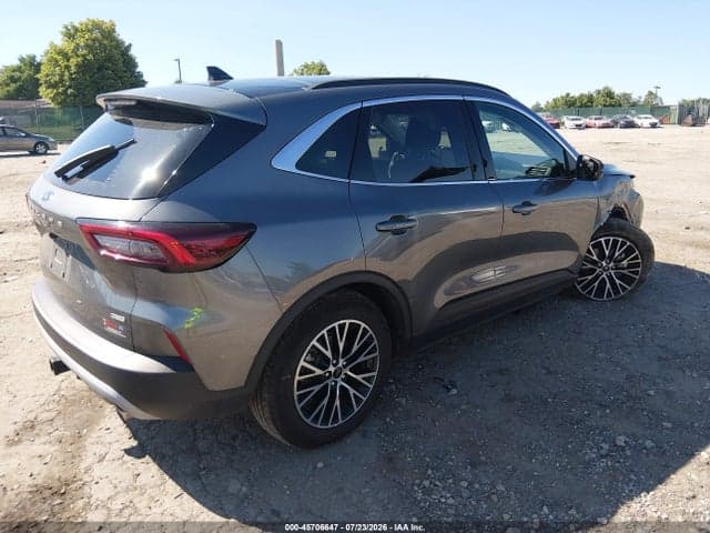 2025 FORD ESCAPE PHEV 4