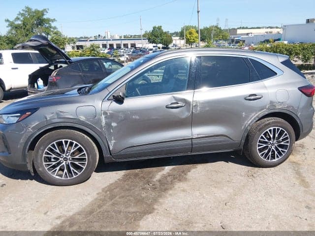 2025 FORD ESCAPE PHEV 6