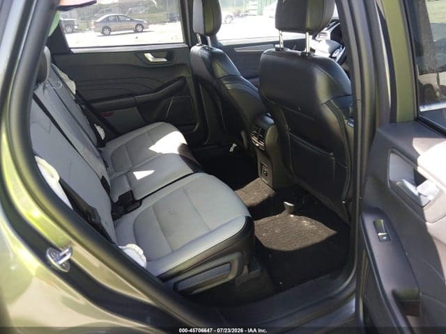2025 FORD ESCAPE PHEV 8