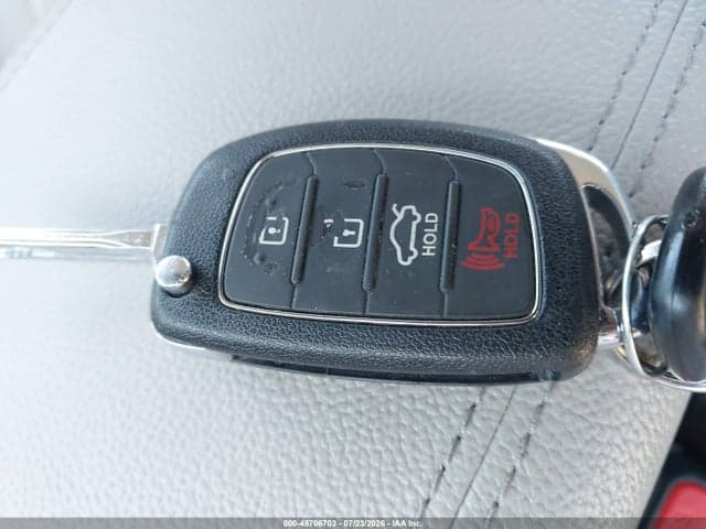 2017 HYUNDAI SONATA SE 11