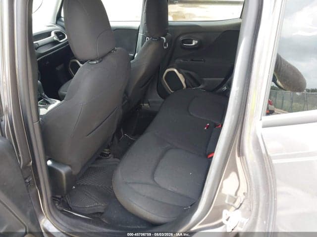 2017 JEEP RENEGADE LATITUDE 8