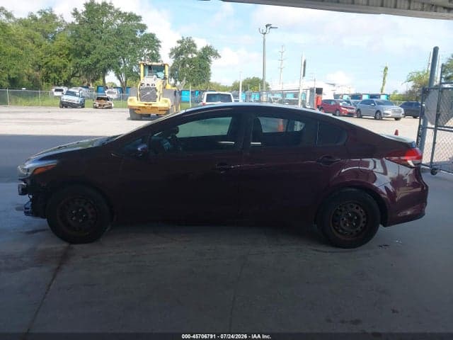 2017 KIA FORTE LX 17