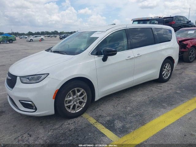2024 CHRYSLER PACIFICA TOURING L 2