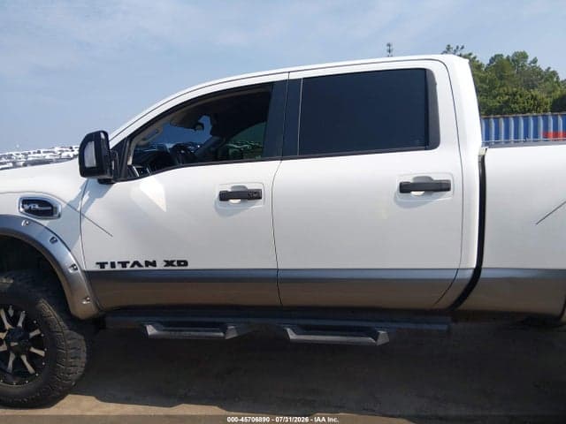 2017 NISSAN TITAN XD PRO-4X GAS 15