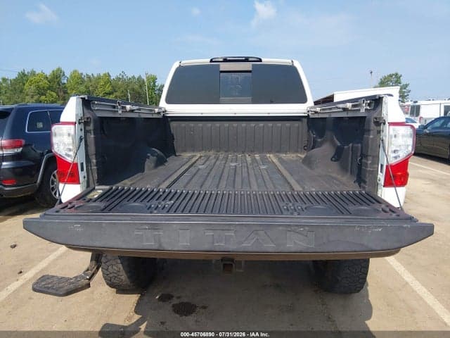 2017 NISSAN TITAN XD PRO-4X GAS 17