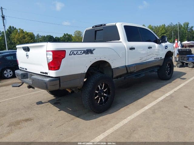 2017 NISSAN TITAN XD PRO-4X GAS 4