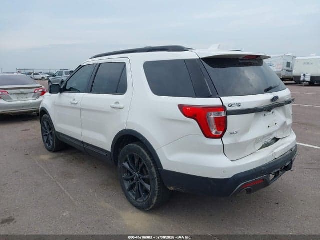 2017 FORD EXPLORER XLT 3