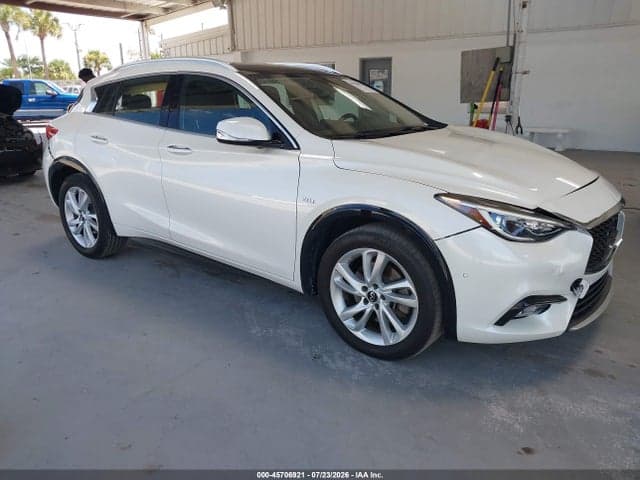 2017 INFINITI QX30 PREMIUM - 1