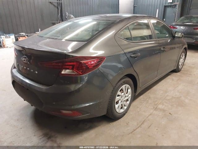 2020 HYUNDAI ELANTRA SE 4