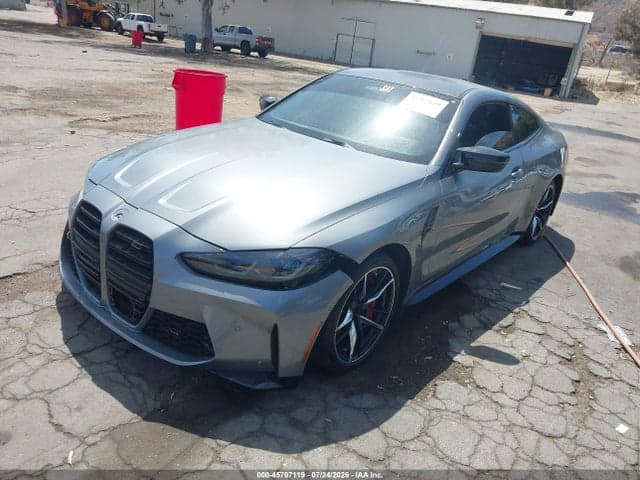 2023 BMW M4 COMPETITION XDRIVE 2