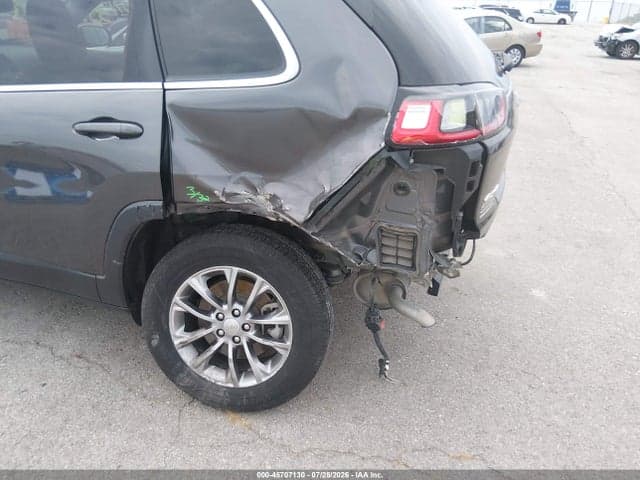 2021 JEEP CHEROKEE LATITUDE PLUS 4X4 6