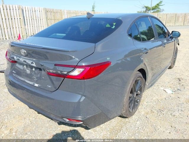 2026 TOYOTA CAMRY SE 4