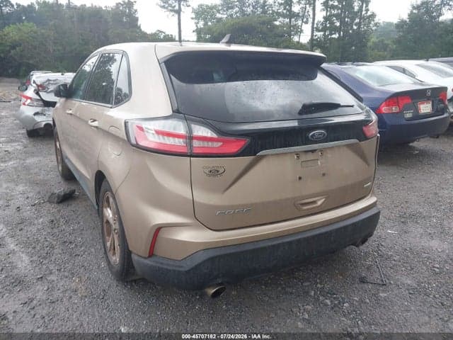 2020 FORD EDGE SE 3