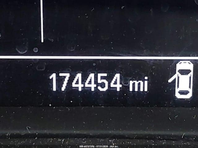 2018 CHEVROLET MALIBU LT 7