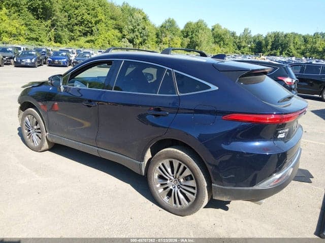 2023 TOYOTA VENZA XLE 3