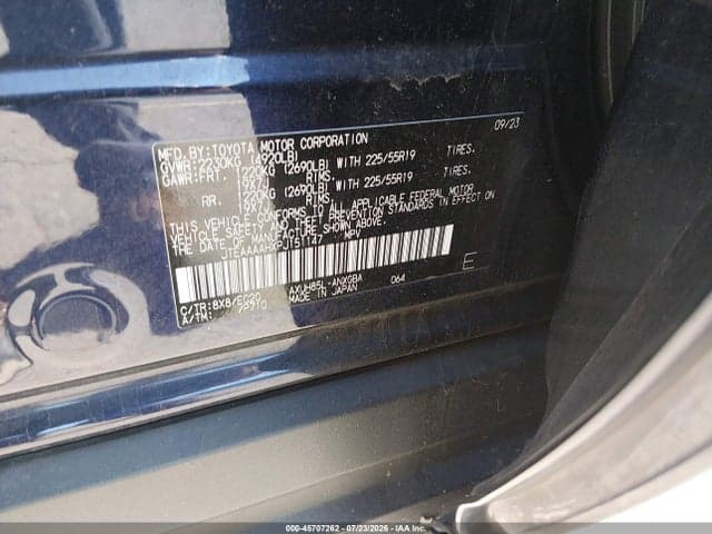 2023 TOYOTA VENZA XLE 9