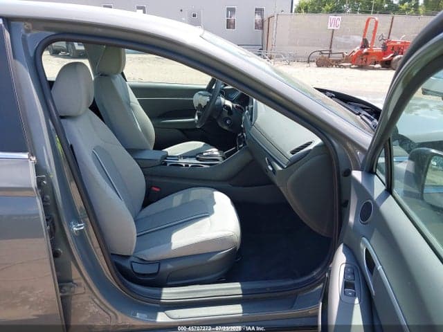2020 HYUNDAI SONATA SE 5