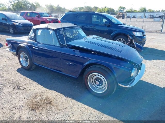 1971 TRIUMPH TR6 - 1