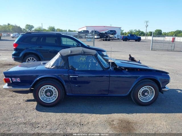 1971 TRIUMPH TR6 14