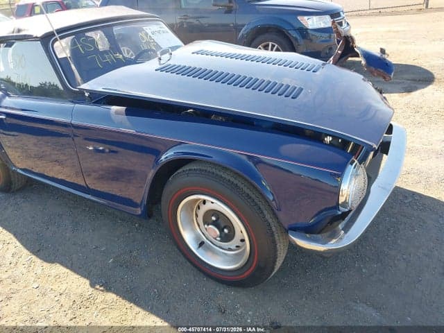 1971 TRIUMPH TR6 21