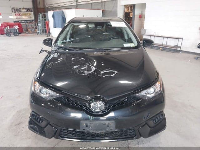 2018 TOYOTA COROLLA IM 12