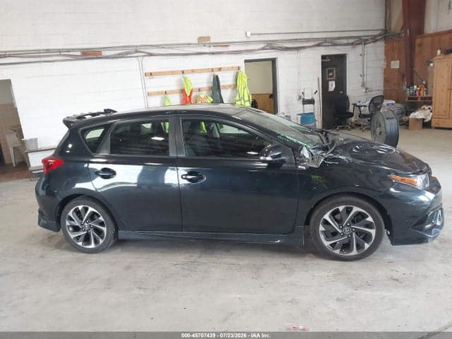 2018 TOYOTA COROLLA IM 13