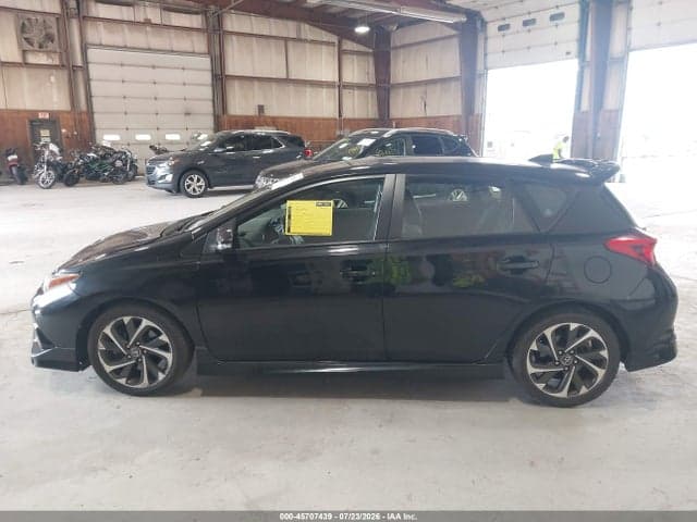 2018 TOYOTA COROLLA IM 14