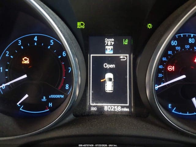 2018 TOYOTA COROLLA IM 15
